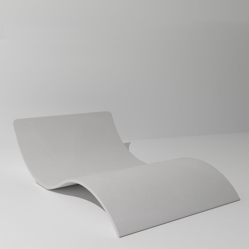 The Curve Daybed – A Luxury In-Pool or Patio Daybed